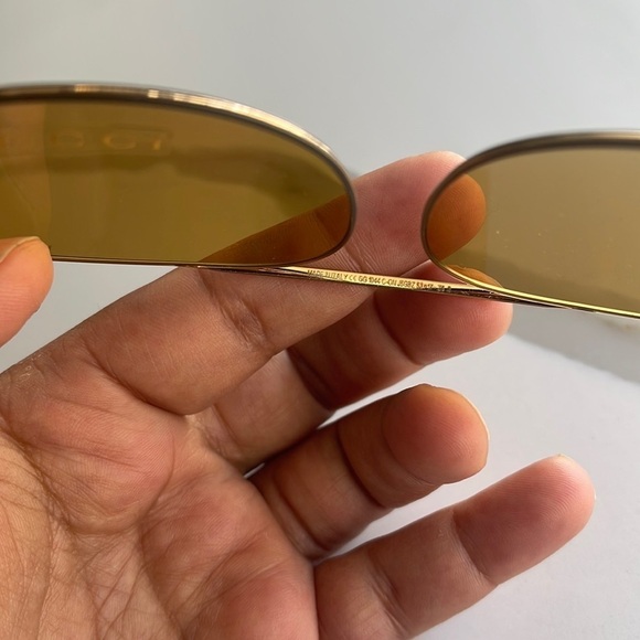 Gucci 53mm clip-on sunglasses - Picture 6 of 8